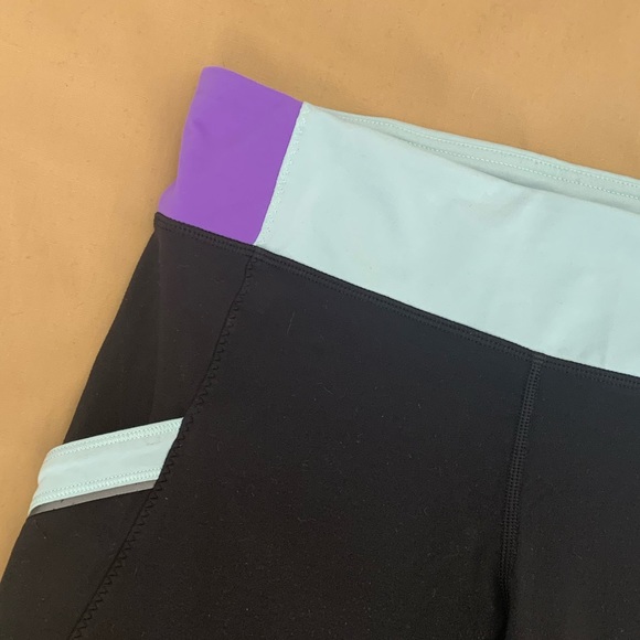 Lululemon Run: Mod Moves Crop - Picture 7 of 12